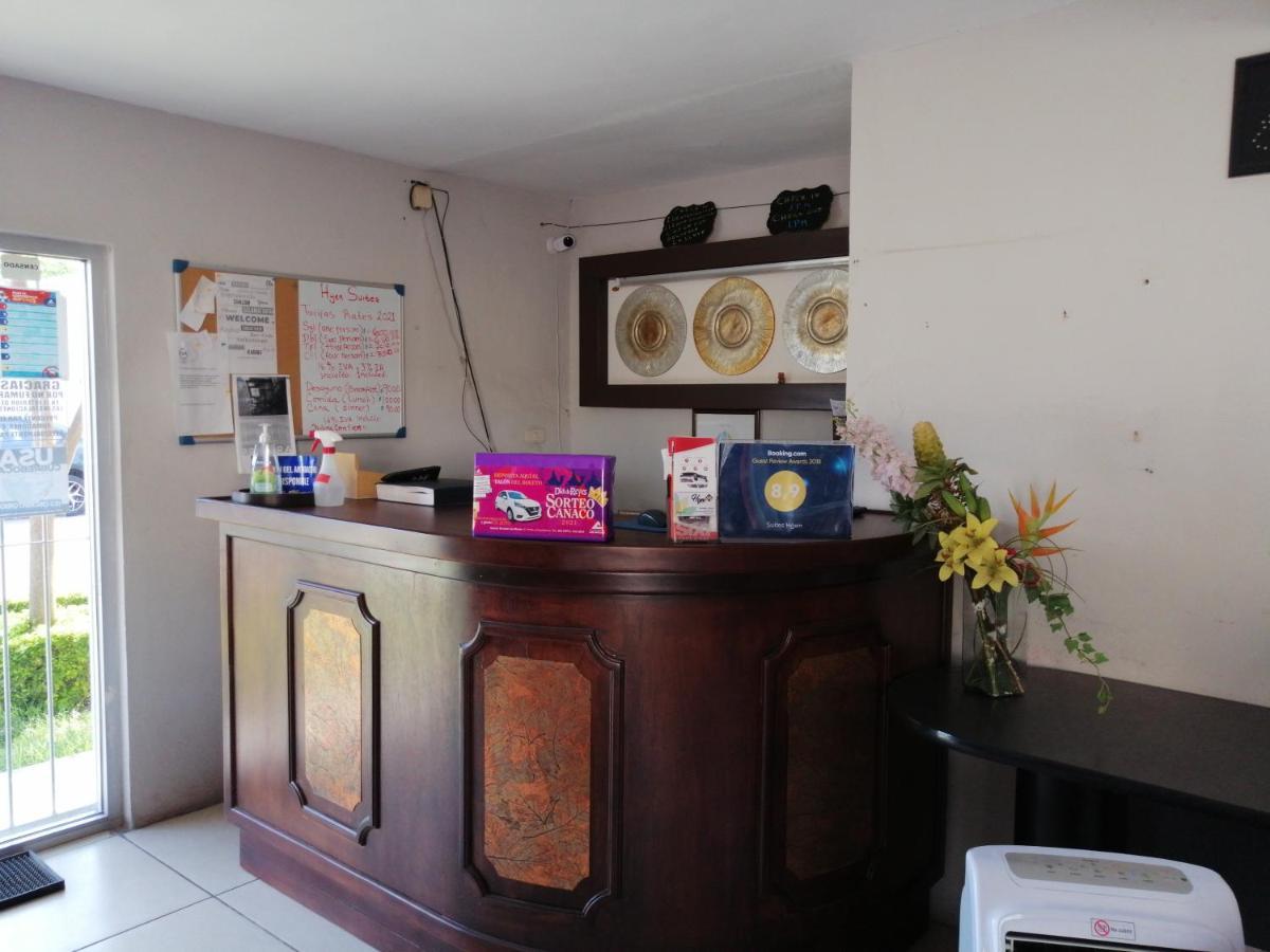 Hgen Rooms & Suites Los Mochis Esterno foto