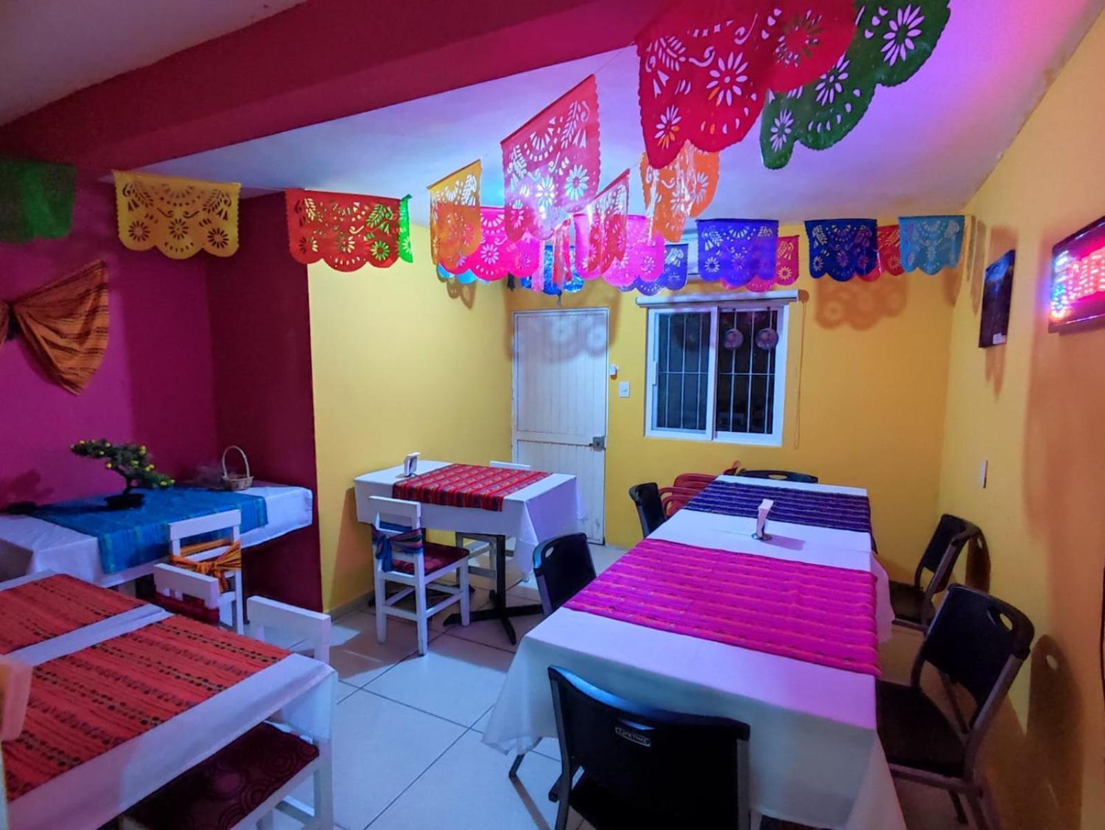 Hgen Rooms & Suites Los Mochis Esterno foto