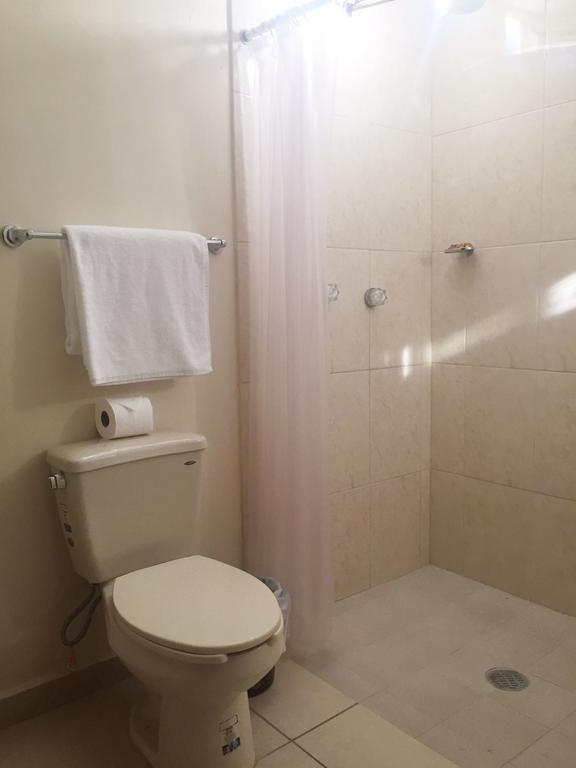 Hgen Rooms & Suites Los Mochis Esterno foto